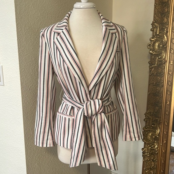 Marciano Stunning, Red and Blue Striped Blazer with belt and satin lining Size M - Picture 1 of 7